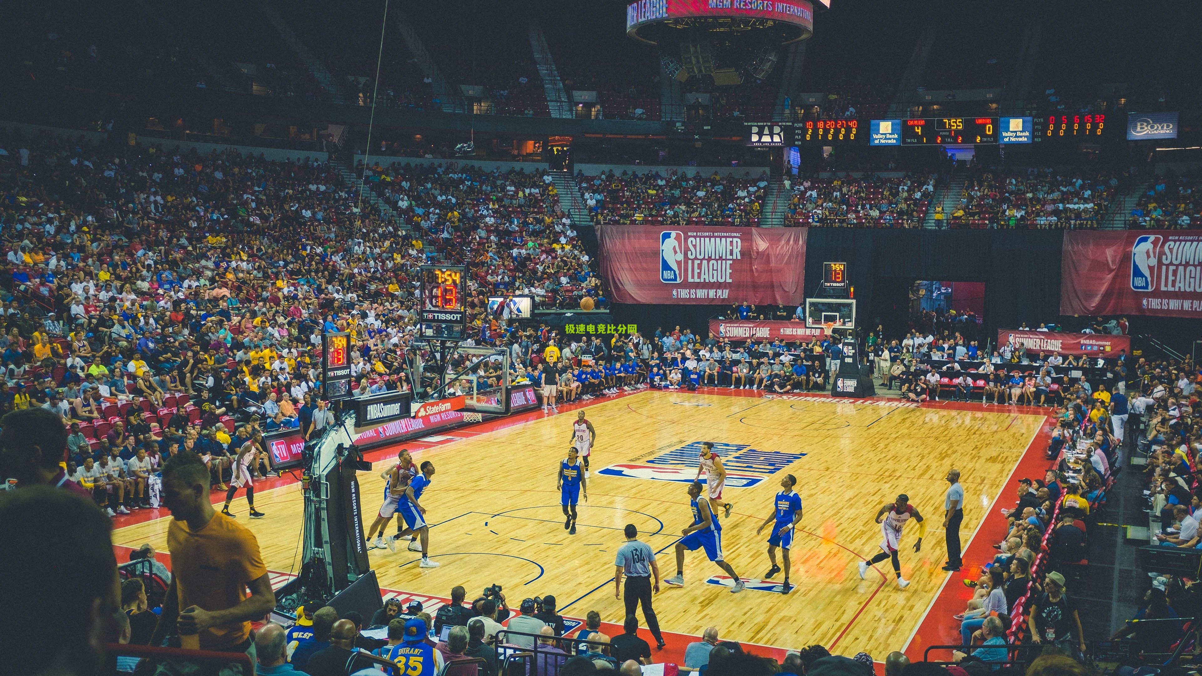 伊涅斯塔，中场球员转型教练更具掌控力，盛赞小法执教表现卓越